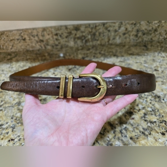 TRAFALGAR GENUINE LEATHER BROWN  BELT sz 42 USA Gold Hardware - Picture 1 of 7